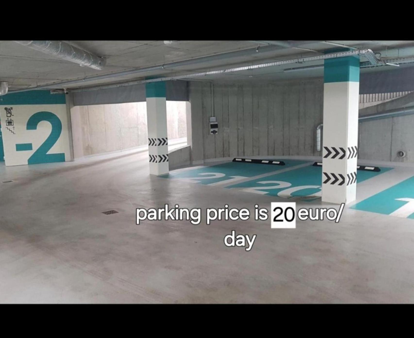 Happy Inn Egle, Self Check-In-24-7, A-C, Parking-In-The-Underground-Garage VNO Eksteriør billede